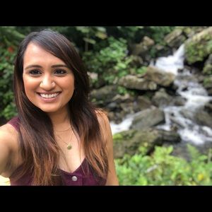 Meet your Posher, Khusbu